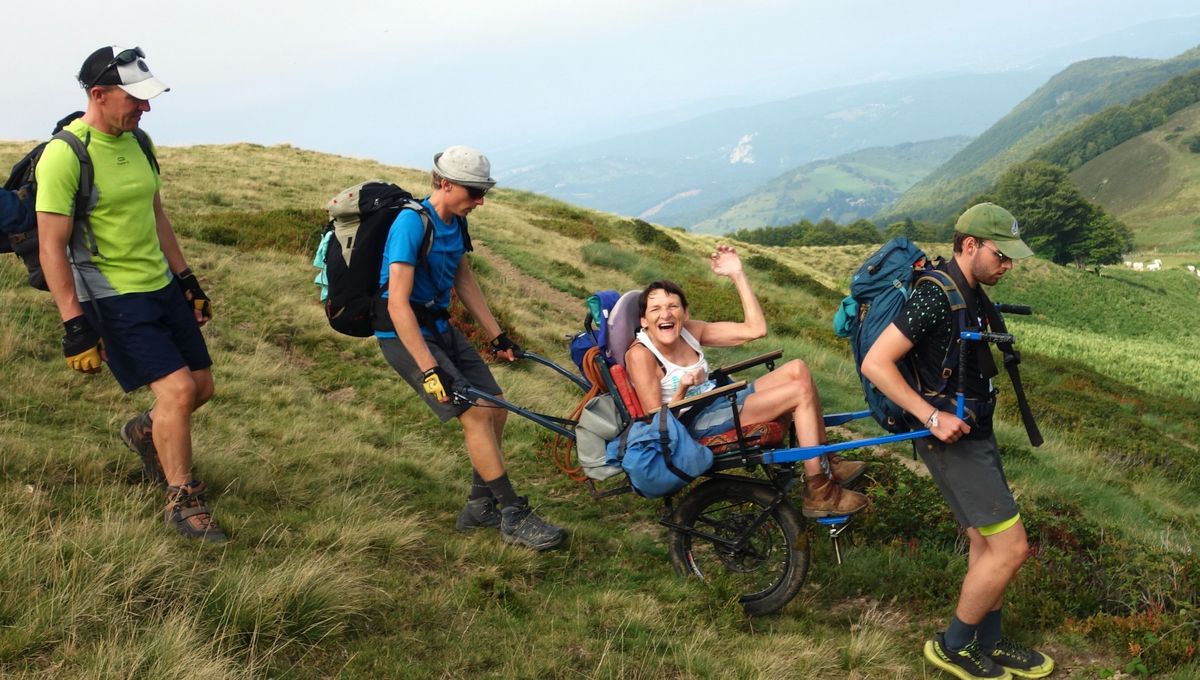 Camper en Ariège : ce que la montagne apprend aux Parisiens pressés